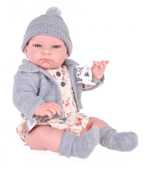 Hiszpańska lalka bobas chłopiec John w szarym sweterku - 45cm Hiszpańska lalka bobas chłopiec John w szarym sweterku - 45cm